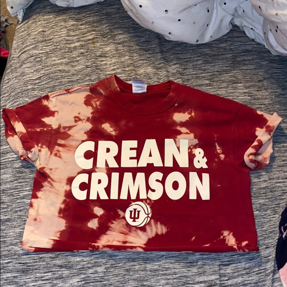 bleach dye IU crop tee